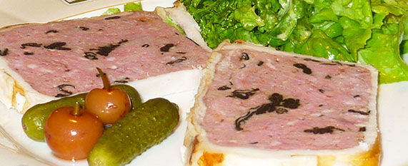 Terrine de veau aux trompettes de la mort
