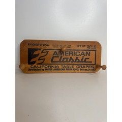 VTG California Table Grapes Wooden Wall Rack Produce Crate Advertising Sign Hook