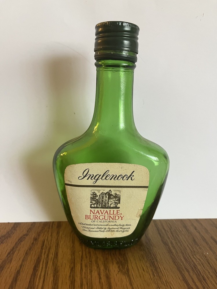 American Airlines Inglenook Napa Valley Petite Navalle Burgundy Bottle 70’s-80’s