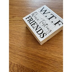 Wine Decor Set – Glass & Small Sign