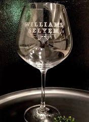 WILLIAMS SELYEM Estate Vineyard Schott Zwiesel Crystal Pinot Wine Glass PRISTINE