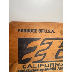 VTG California Table Grapes Wooden Wall Rack Produce Crate Advertising Sign Hook