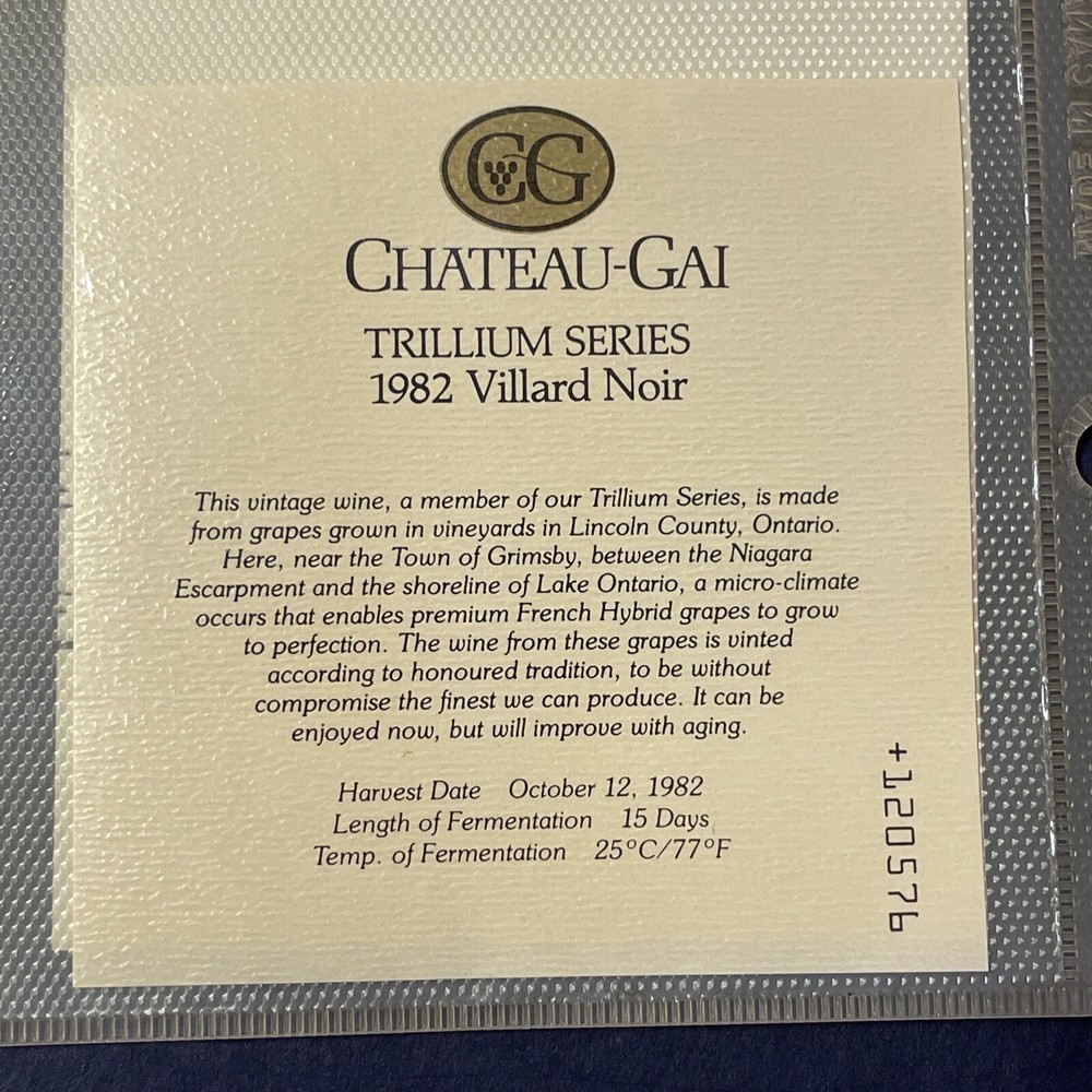 Vintage 1982 Chateau-Gai Trillium Series Villard Noir UNUSED Paper Label Q28
