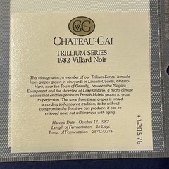 Vintage 1982 Chateau-Gai Trillium Series Villard Noir UNUSED Paper Label Q28