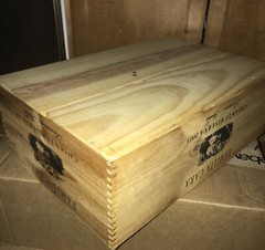CHIANTI RISERVA WINE WOOD CRATE BOX FAMILIA CARA 2003 TOSCANA ITALIA