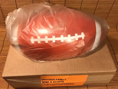 Yellow Tail Wine Football Lightbox Sign Man Cave – Orange – NEW – 4&Prime;x8.5&Prime;x13&Prime;