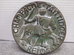 CERAMIC? Marker Dish, WALL, ASHTRAY Mounted Knight Champagne Taittinger Reims