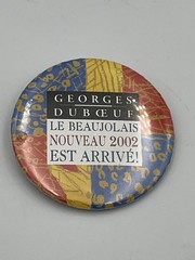 Georges Duboeuf Beaujolais Nouveau 2002 Est Arrive Event Button T5
