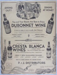 Vintage 1943 DUBONNET / CRESTA BLANCA Wine Bottle LARGE Newspaper Print Ad