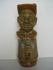 VINTAGE FRIAR BROWN BUST 1761 ON WINE BARREL CASK DECANTER MADE IN ITALY