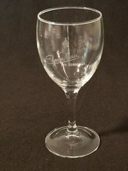 Yvon Mau de Bordeaux – France – Wine Glass – White Artwork – 6-1/2&Prime; from 1980&rsquo;s