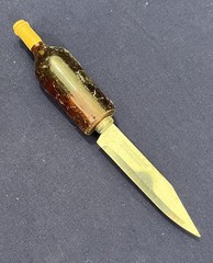 No Label Vintage Brown Wine Bottle Handle Collectible Knife