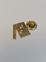 Champagne Piper Lapel Pin Movie Clapboard Piper-Heidsieck French Company