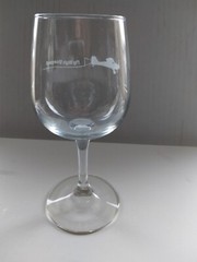 6&Prime; Fly High Vineyard Wine Glass