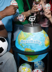 BuzzBallz Globe Cart Limited Edition 1/84 – World Cup Soccer PLEASE READ