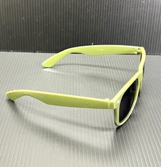 Kim Crawford Wine Sunglasses New Zealand Wayfare Style – Dk. Olive Green Frames