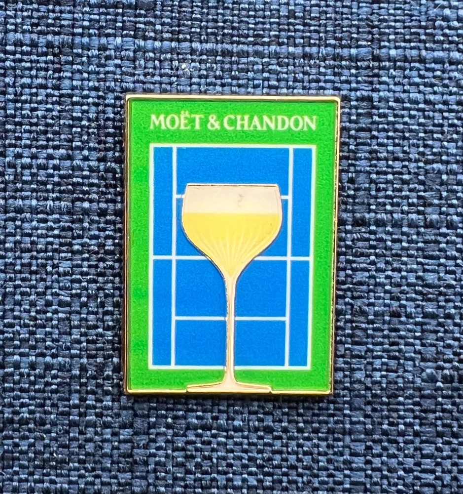Moet & Chandon Champagne Lapel Pin Badge US Open Tennis Court & Goblet New