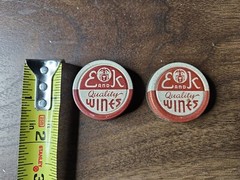 Vintage Lot Of 2 E&K Wines Bottle Cap Sandusky, Ohio | B5