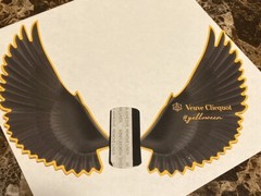 Authentic Veuve Clicquot VCP Signature Yellow CROWS YELLOWEEN Decoration RARE