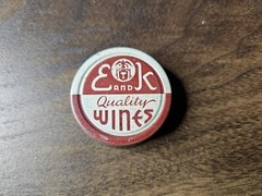 Vintage Lot Of 2 E&K Wines Bottle Cap Sandusky, Ohio | B5