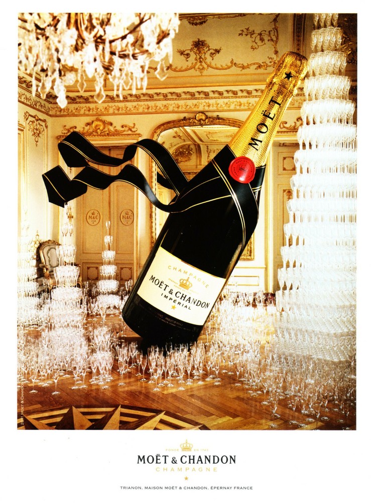 MOET & CHANDON CHAMPAGNE AD #11 RARE 2011 OUT OF PRINT
