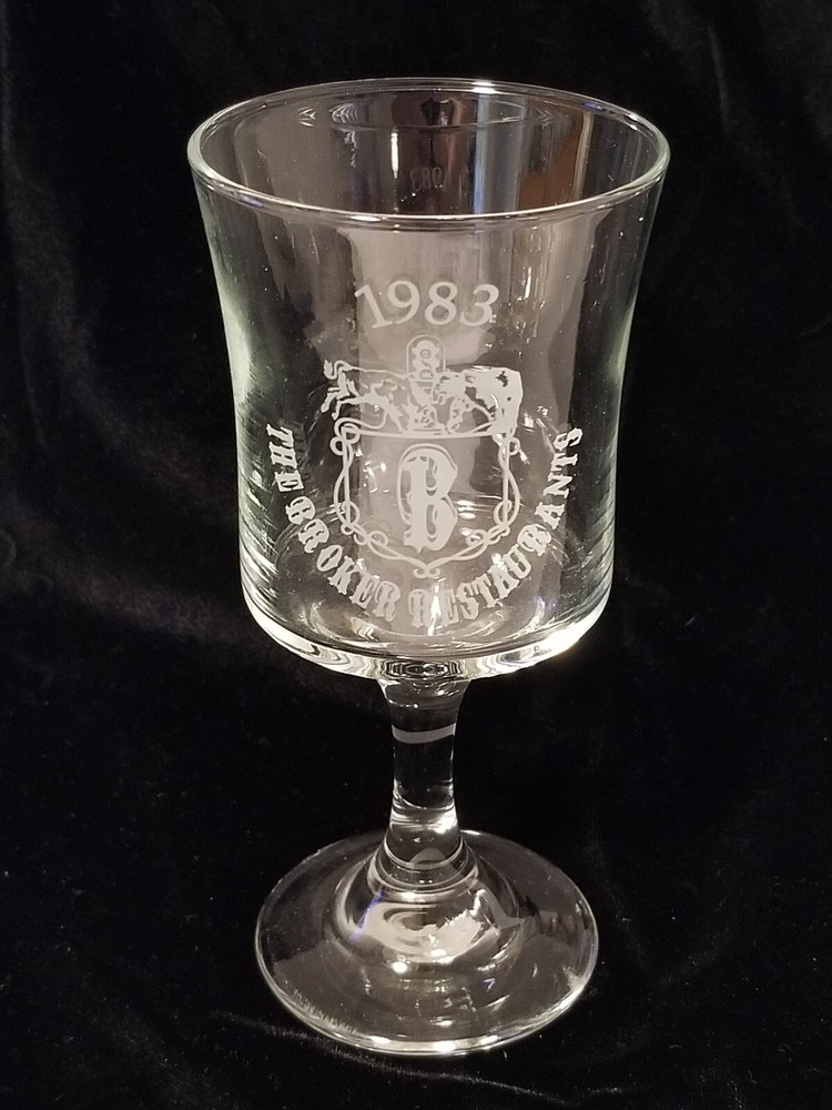 Vintage 1983 – The Broker Restaurants – Wine Glass – White Artwork – 6-1/4&Prime; Tall