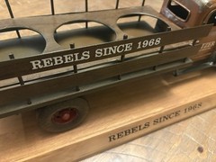 Rare – Fetzer Vineyards Wine Advertising Store Bar Display Truck – Bottle Rack