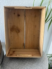 Vintage France Cruse Covered Wine Crate 12 Bottle 1967 pommard , Empty