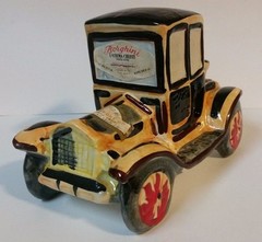 Borghini&rsquo;s One of A Kind Wine Collector&rsquo;s Car Decanter – Italy 1969 – Empty