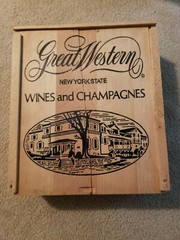 Vintage Antique Great Western New York State Wines Wine & Champagnes WOOD BOX