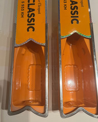 2 VEUVE CLICQUOT POLO CLASSIC ORANGE METAL CONTAINER FINE CONDITION FREE SHIPPIN