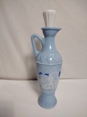 Vintage 1961 Jim beam blue milk glass grecian design socrates Plato Aristotle