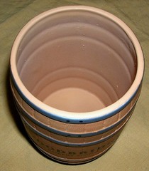 VERY RARE NEW – WOODBRIDGE THIN WALL CERAMIC WINE BARREL POT BY ROBERT MONDAVI