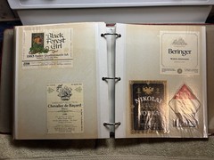 A LOT OF OVER 200 VINTAGE WINE AND LIQUOR BOTTLE LABELS