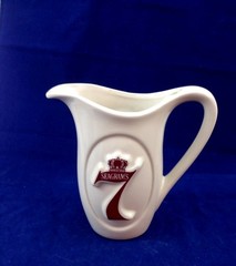 VINTAGE LIQUOR SEAGRAM&rsquo;S 7 CERAMIC PITCHER
