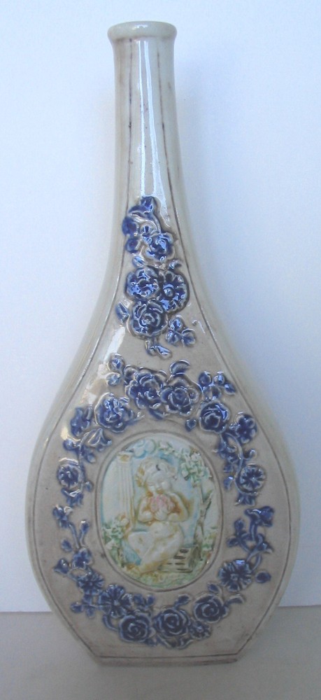 1964 CHERUB CAMEO VASE MARBLE LOOK SERCHI WINE DECANTER MADE IN ITALY