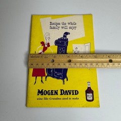 Vintage Mogen David Wine Recipe Booklet Mid Century Advertising Chicago Illinois