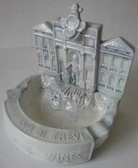 Folonari Wines 50s Promotional Bar Ceramic Trevi Fountian Italy L Zortea Bassano