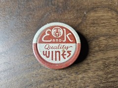 Vintage Lot Of 2 E&K Wines Bottle Cap Sandusky, Ohio | B5