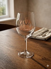 Set of 5 Viva Vino New Mexico Wine Festival 7&Prime; Glasses – Multi-Color Lettering
