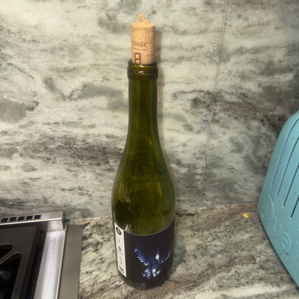 (empty) 2021 Bedell Gallery Green Glass Wine Bottle with Cork! NICE FAST SHIP!