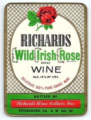 VINTAGE RICHARDS WILD IRISH ROSE BRAND WINE PETERSBURG VA UNUSED LABEL Z6999
