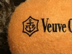VEUVE CLICQUOT CHAMPAGNE VCP SIGNATURE YELLOW 3 PACK TENNIS BALLS NEW SEALED