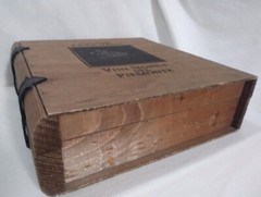 Cantine Duca D&rsquo;Asti Piedmonte Italy Empty Wooden Hinged Wine Box Latched 1980s