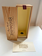 KRUG Clos du Mesnil 300th Anniversary Wood Box 1989. RARE!