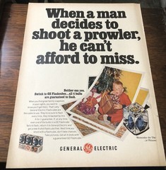 1967 TAYLOR WINE/ GENERAL ELECTRIC GE FLASHCUBES – Vintage Magazine Ads 2-sided