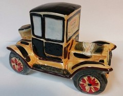 Borghini&rsquo;s One of A Kind Wine Collector&rsquo;s Car Decanter – Italy 1969 – Empty