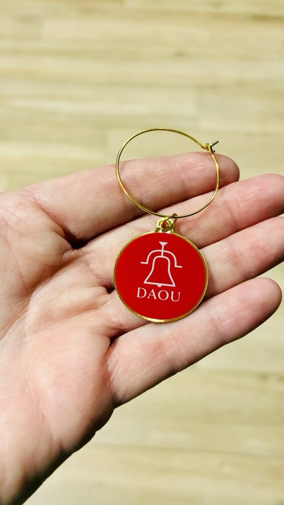 NEW, Collectible DAOU Vineyards Wine Glass Charm