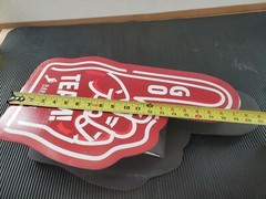 BAREFOOT WINE AND BUBBLY WALL « GO TEAM » ADVERTISING 20&Prime; SIGN WITH STAND STICKS