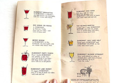 Fantastic Little Vintage Booklet « Dubonnet » Guide to Hosting & Toasting *